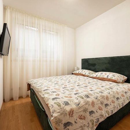 Nivi Apartment Σπλιτ Εξωτερικό φωτογραφία
