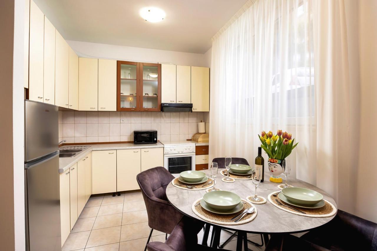 Nivi Apartment Σπλιτ Εξωτερικό φωτογραφία